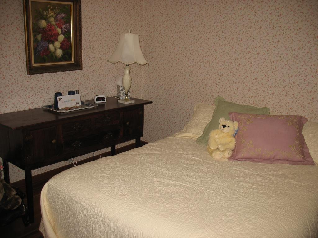 Hugging Bear Inn Bellows Falls Zewnętrze zdjęcie