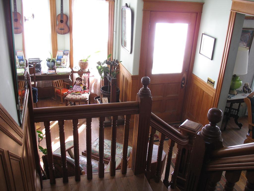Hugging Bear Inn Bellows Falls Zewnętrze zdjęcie